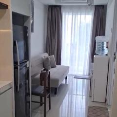 1BR Skylounge Apartment Makassar