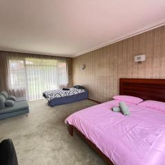 32 Room