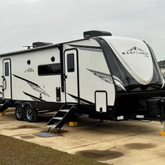The Lake Escape RV Meets The Beach