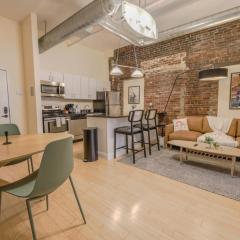 Simple Spacious Apartment