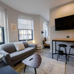 Spacious Studio Prudential Area
