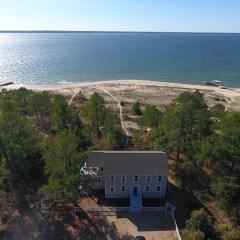 Huge Private Beach, 3 Bedrooms