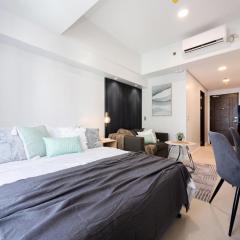 Furnished Studio Rental in Prime Cebu IT Park with Gym, Pool, Fast WiFi and Netflix