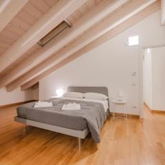 Davide Flat - 15 min from Venice & Free Parking