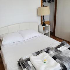 Toronto Little Italy Guest House