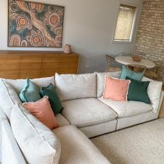 Seaside Daisy 3 Bedrooms 6 Beds