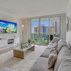 Ocean reserve condo 2 mn away from beach