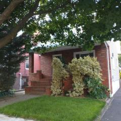 3 Bedroom House 2 Bath House Near New York