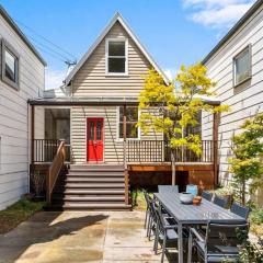Hobart Heritage Home - Close to CBD & Airport