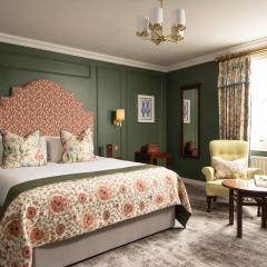 The Harbourview Hotel