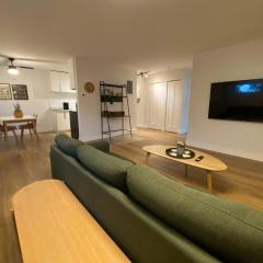 ENTIRE 1 BEDROOM APARTMENT by UW RESEARCH PARK - PS1