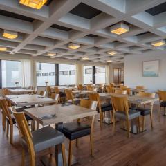 劳加尔坝基酒店
