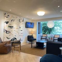 Iee Sang House Room 3, 4 queen beds #COEX #Plastic surgery #Hospital #Lotte World #Free parking #Family #Friends