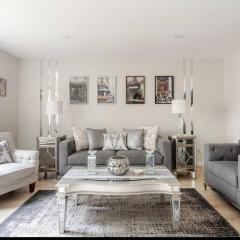 Entire 2 Bedrooms 2 bathrooms private suite in Coquitlam