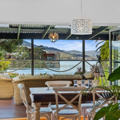 Pelican Place - absolute waterfront overlooking MoNA