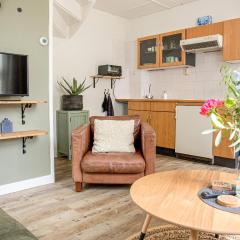 1 Bedroom Lovely Home In Blokzijl