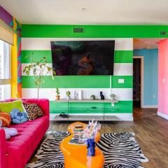 Colorful penthouse near DTLA