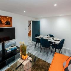 Sale 2-Bedroom Apt - Sleeps 5 - Free Parking