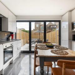 Stylish 5BR Home in the Heart of Spitalfields Walk to Brick Lane & Shoreditch