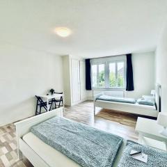 Monteurzimmer - Worker's accommodation - ZIMMERzuVERMIETEN in Lengnau BE