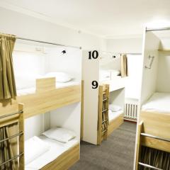 Yassi HOSTEL