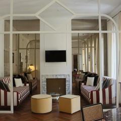 Piazza Venezia Luxe Apartment