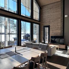 Villa Norvahovi - Lake view, sauna and wood interior