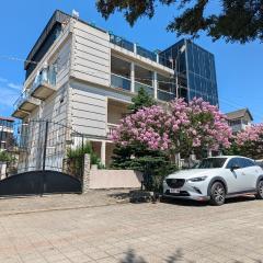 Tirkius House