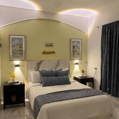 Little Room Airport By Merengue House
