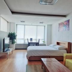 Cozy - Experience Home like Comfort Studio