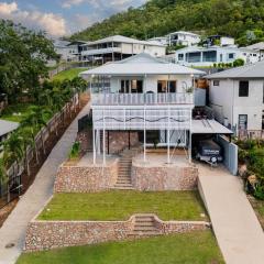 Hillside Haven - Tranquil Mount Louisa Escape