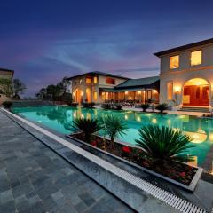 Debu's The Fern Resort & Spa, Jim Corbett