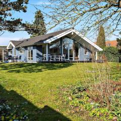 Cottage Close To Forest & Beach