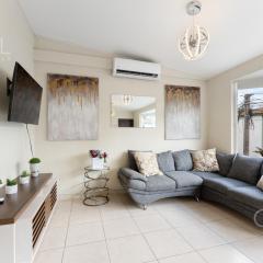 The Cozy Apartment
