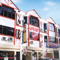 Super OYO 635 Seven Days Hotel