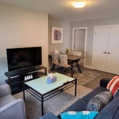 Happy Zone Suite with AC - Sleeps 4, Free Treats !