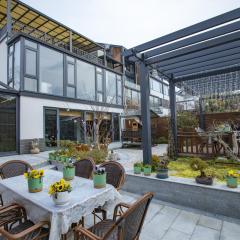 Shanghai Liudi Mingshe Boutique Bed and Breakfast