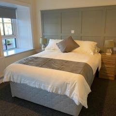 Maloney's the Square Bed & Breakfast