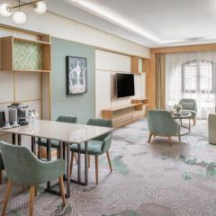 Makarem Haram view suites