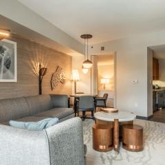 2 BDR Family Resort Condo with Pool Lounge & Mountain Views