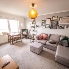 Tranquil 2Bed/2Bath Duplex Falkirk