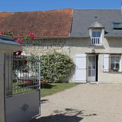 Gîte cosy en tuffeau, rénové, au cœur de la Touraine, proche châteaux, cour privative, vélos, non-fumeur - FR-1-381-209