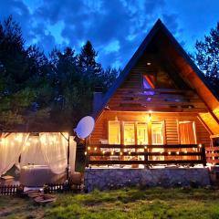 Chalet with outdoor jacuzzi near Sarajevo