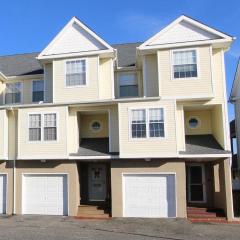 600 Myrtle Ave,