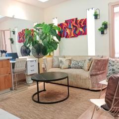 Charming cosy one bed condo with heated pool