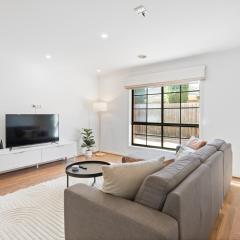 Tullamarine Landing by Ready Set Stay