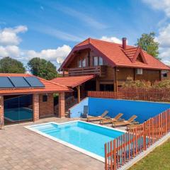 Villa Nina by Villas Guide