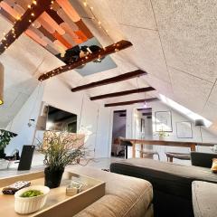 Dalgade loft and living