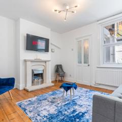 2 Bed House ,Close to Bromley South Station , Free Parking