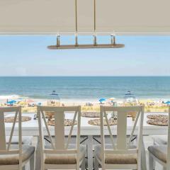 Luxury home Beach Front
